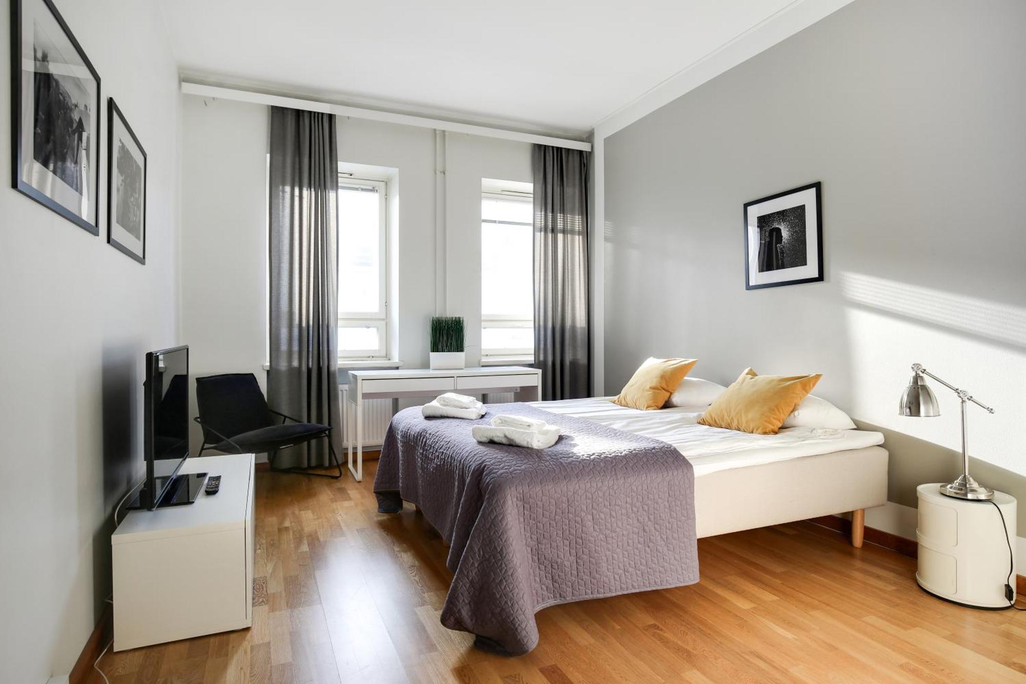 Kotimaailma Apartments Kamppi - 2Br In The City Center With Code Lock Helsingfors Eksteriør bilde